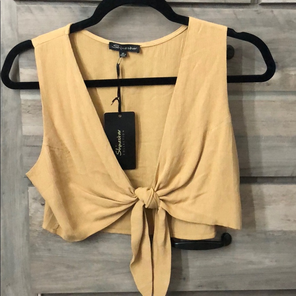 Tie front Crop top